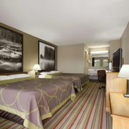 Super 8 by Wyndham Fort Chiswell/Wytheville Area