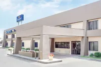 Baymont by Wyndham Green Bay Hotel di De Pere