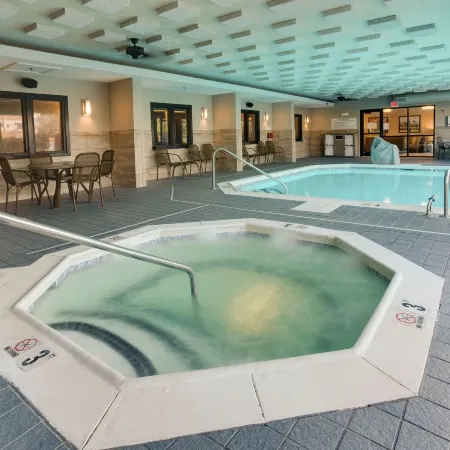 Drury Inn & Suites Louisville East