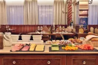 Retro Riverside Wellness Resort - breakfast
