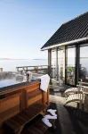 Strandflickornas Havshotell Lysekil Hotels in Kungshamn