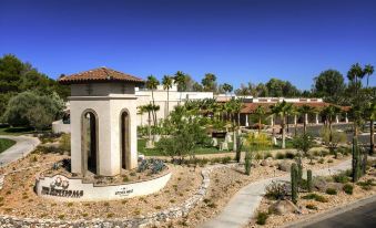 The Scottsdale Resort and Spa, Curio Collection by Hilton