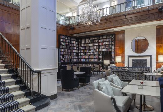 1. 헤스만 호텔..