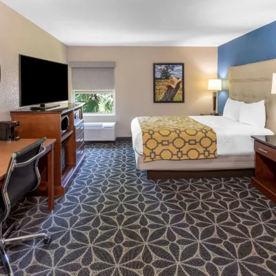 Baymont by Wyndham McAllen/Pharr Hotels near McAllen International Airport