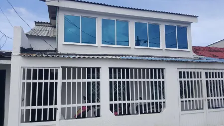 Beach Paradise Apartments