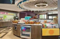 Tru by Hilton Meridian Boise West - Frühstück