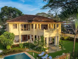Amritara Poovath Beachfront Heritage