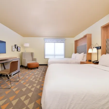 Holiday Inn KANSAS CITY AIRPORT by IHG