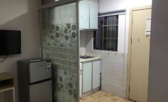 Suitetrails - 青年E族小季公寓(华西路分店)