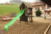 Restaurant Hotel Rüttihubelbad فنادق في Konolfingen