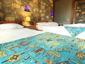 Kabak Armes Hotel