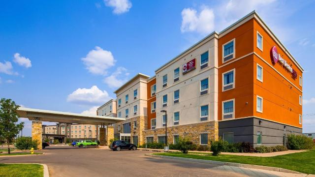 Best Western Plus Eastgate Inn  Suites Hotels in Regina