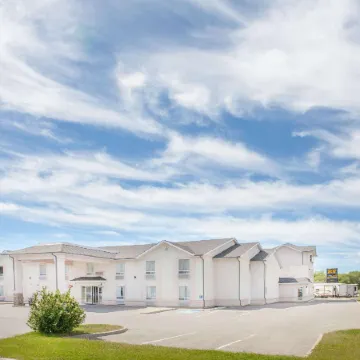 Ramada by Wyndham Cranbrook