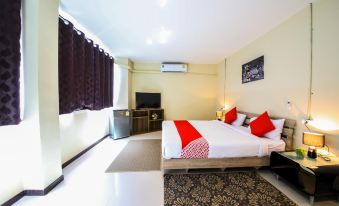 OYO 118 Beach Walk Stay