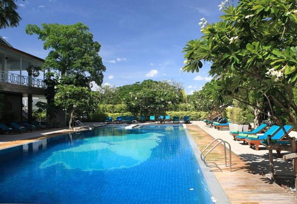 리버 콰이 호텔 이미지