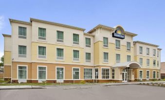 Days Inn by Wyndham Victoria