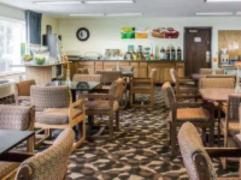 Quality Inn Paradise Creek Hotels in Pullman