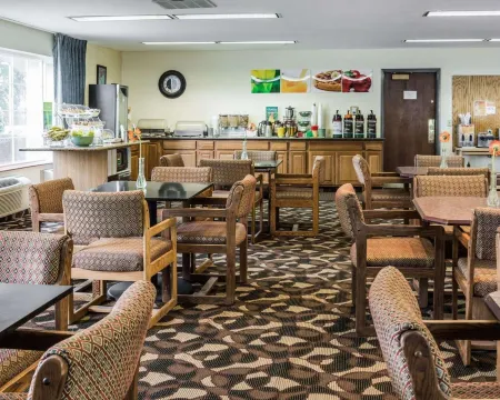 Quality Inn Paradise Creek Отели рядом с достопримечательностью «Palouse Discovery Science Center»