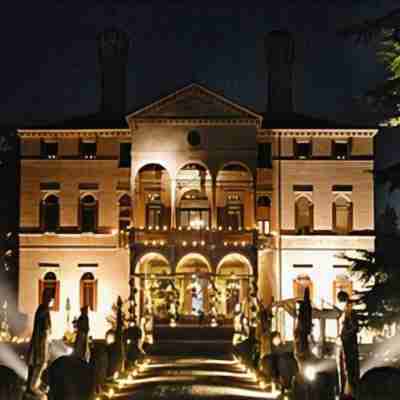 Castello di Roncade Hotel Exterior