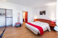 Domaine de Blanchardière Hotel a Lombron