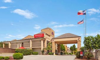 Ramada by Wyndham San Antonio Near SeaWorld/Lackland AFB