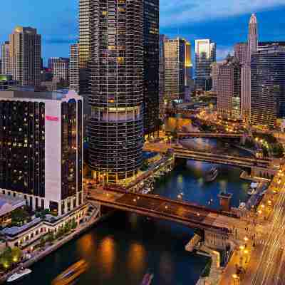 The Westin Chicago River North Hotel Exterior