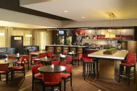 Courtyard by Marriott Savannah Midtown