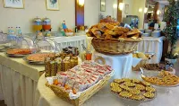 Euromotel Croce Bianca - breakfast