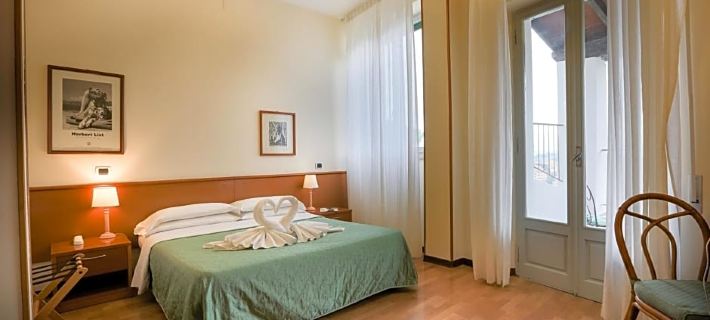 Hotel Duomo Отели в г. Сиена