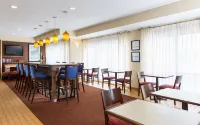 Hampton Inn Minneapolis/Burnsville - parking