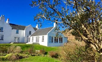 The Colonsay Hotel