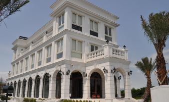 Aleex Villa