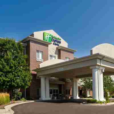 Holiday Inn Express & Suites Independence-Kansas City Hotel Exterior