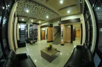Swarna Dwipa Residence Hotels in Kemuning