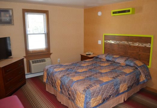 Carleton Circle Motel Falmouth - Housity