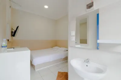 Hz Residence Hotels in Cihideung