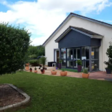 The Originals City Hôtel la Terrasse Tours Nord Hotels near Tours Val de Loire Airport