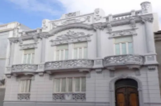 Boutique Hotel Cordial Malteses Hotel berhampiran Canarian Museum