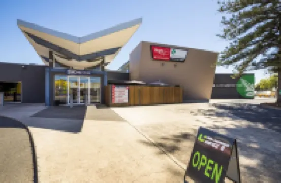 Nightcap at Finsbury Hotel Hotels near ISKCON Adelaide