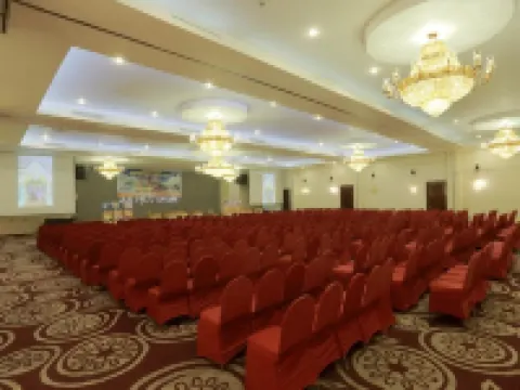 Sutan Raja Hotel & Convention Palu Hotels in South Palu