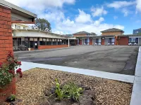 Abbotswood Motor Inn Hotels in Belmont