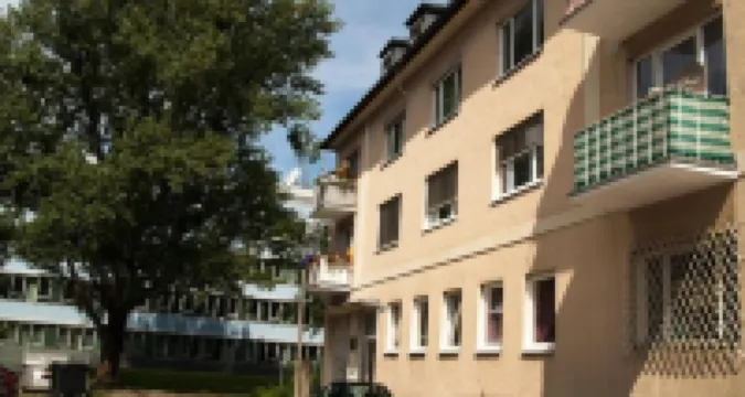 弗洛克尼爾民宿