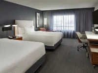Courtyard Toronto Mississauga/Meadowvale Hotels near Lisgar