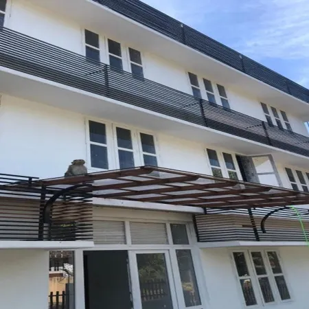 Raveendra Inn