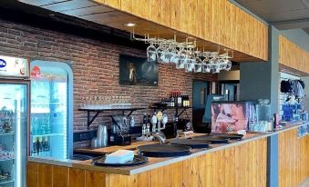 6. 노스 웨스트 호..