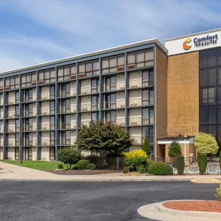 Comfort Inn & Suites Near Danville Mall