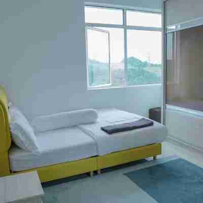 The Khailily's Guest Rooms