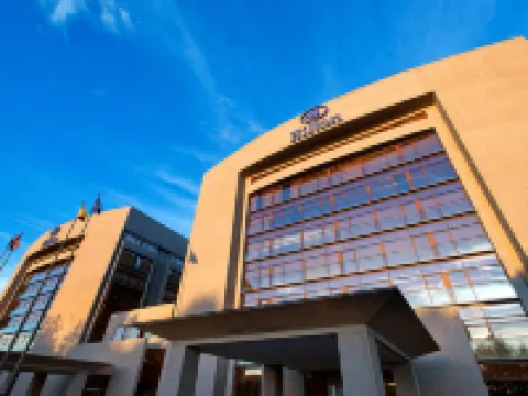 Hilton Madrid Airport Hotels near Adolfo Suárez Madrid-Barajas Airport