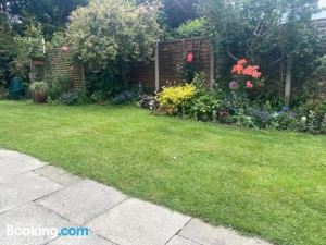 Rose View- a Lovely Private 1 Bed Bungalow in Sale