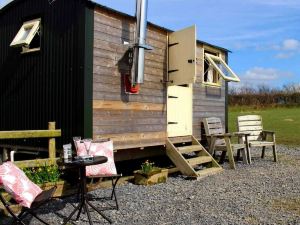 カーマーゼンの居心地の良いシェパードの小屋